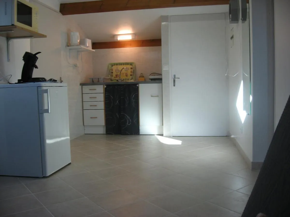 T 2 Avec Velux Sous Les Combes De 34 M2 Apartment La Londe-les-Maures